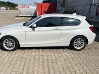 Gebraucht BMW 114 102 PS (75 kW) 2014 Weiß Kleinwagen