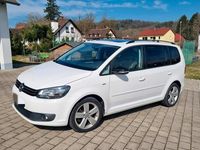 Gebraucht VW Touran Match 140 PS (102 kW) 2012 Weiß Van / Kleinbus