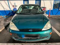 Gebraucht Ford Focus 101 PS (74 kW) 1999 Grün Kleinwagen