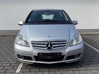 Second-hand Mercedes A180 109 CP (80 kW) 2012 Argintiu Monovolum