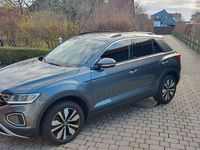 Gebraucht VW T-Roc Move 150 PS (110 kW) 2024 Grau SUV