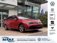 Gebraucht VW Golf VIII R-line 150 PS (110 kW) 2023 Kings red metallic (metallic) Kombi