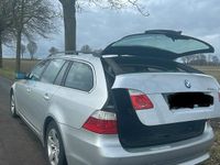 Gebraucht BMW 525 197 PS (144 kW) 2007 Silber Kombi