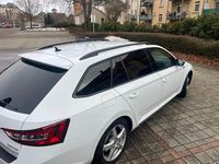 Gebraucht Skoda Superb SportLine 190 PS (139 kW) 2018 Weiß Kombi