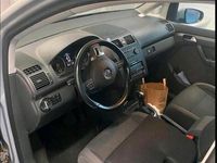 Gebraucht VW Touran 105 PS (77 kW) 2011 Silber Van / Kleinbus