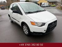 Gebraucht Mitsubishi Colt Edition 75 PS (55 kW) 2011 Weiß Kleinwagen