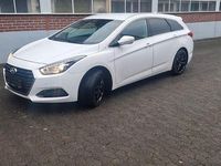 Gebraucht Hyundai i40 Trend 135 PS (99 kW) 2018 Weiß Kombi
