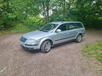 Gebraucht VW Passat 131 PS (96 kW) 2003 Silber Kombi