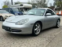 Usata Porsche 911 Carrera 4 300 CV (220 kW) 2001 Argento Cabrio