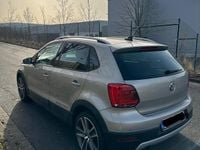 Gebraucht VW Polo Cross 105 PS (77 kW) 2011 Andere farben Kleinwagen