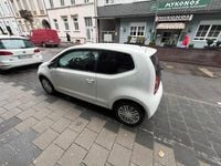 Gebraucht VW up! 75 PS (55 kW) 2014 Weiß Kleinwagen