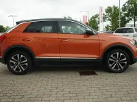 Gebraucht VW T-Roc United 150 PS (110 kW) 2020 Orange SUV