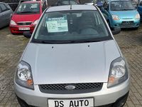 Gebraucht Ford Fiesta 60 PS (44 kW) 2006 Silber Kleinwagen