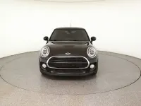 Gebraucht Mini Cooper 136 PS (100 kW) 2019 Midnight black Kleinwagen