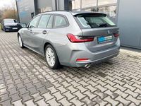 Gebraucht BMW 320e 163 PS (119 kW) 2022 Grau Kombi