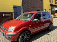 Gebraucht Ford Fusion 80 PS (58 kW) 2006 Rot Kleinwagen