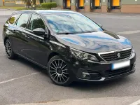 Gebraucht Peugeot 308 Allure 131 PS (96 kW) 2017 Schwarz Kombi