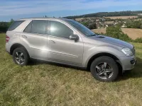 Gebraucht Mercedes ML280 190 PS (139 kW) 2008 Gold SUV