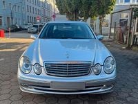 Gebraucht Mercedes E320 204 PS (150 kW) 2003 Silber Limousine