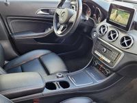 Gebraucht Mercedes GLA180 Urban 122 PS (89 kW) 2019 Mountain grey SUV