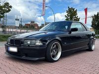Gebraucht BMW 325 Cabriolet Basis 192 PS (141 kW) 1994 Schwarz Cabrio