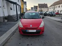 Gebraucht Renault Clio IV 75 PS (55 kW) 2012 Rot Limousine