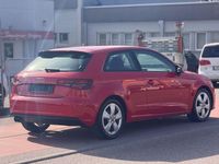 Gebraucht Audi A3 Ambition 122 PS (89 kW) 2013 Rot Limousine