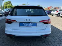 Gebraucht Audi A4 Sport 150 PS (110 kW) 2023 Weiß Kombi