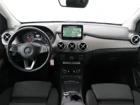 Gebraucht Mercedes B180 Ambition 122 PS (89 kW) 2016 Blau Van / Kleinbus