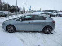 Gebraucht Opel Astra Exklusiv 170 PS (125 kW) 2014 Silbersee/perl silber (m2) Kleinwagen