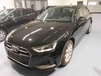 Gebraucht Audi A4 Basis 150 PS (110 kW) 2022 Mythosschwarz metallic Kombi