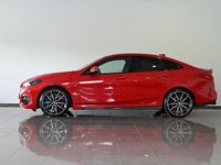 Gebraucht BMW 218 Shadowline 136 PS (100 kW) 2024 Melbourne rot metallic Limousine