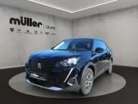 Gebraucht Peugeot e-2008 Active 100 kW (136 PS) 2022 Perla nera schwarz SUV