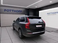 Gebraucht Volvo XC90 Plus 235 PS (172 kW) 2022 Platinum grey / metallic SUV