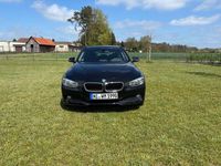 Gebraucht BMW 320 Sport Line 184 PS (135 kW) 2013 Schwarz Kombi