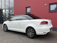 Gebraucht VW Eos Sport 140 PS (102 kW) 2013 Bi colorr oryxweiss / black** Cabrio