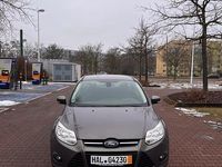 Gebraucht Ford Focus Trend 101 PS (74 kW) 2014 Grau Limousine
