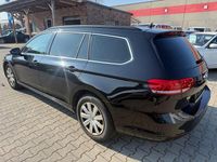 Gebraucht VW Passat Comfortline 150 PS (110 kW) 2019 Schwarz Kombi