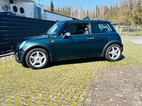Gebraucht Mini Cooper 116 PS (85 kW) 2004 British racing green Kleinwagen
