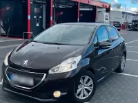 Gebraucht Peugeot 208 95 PS (69 kW) 2012 Braun Kleinwagen