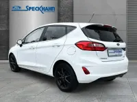 Gebraucht Ford Fiesta Titanium 125 PS (91 kW) 2023 Frostweiß Kleinwagen