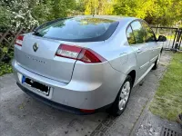 Gebraucht Renault Laguna III 110 PS (80 kW) 2012 Silber Limousine