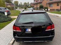 Gebraucht Mercedes E220 Avantgarde 170 PS (125 kW) 2016 Schwarz Kombi