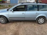 Second-hand VW Passat 131 CP (96 kW) 2002 Gri Break