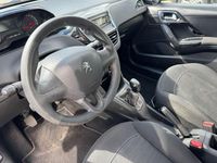 Gebraucht Peugeot 208 Access 68 PS (50 kW) 2015 Kleinwagen
