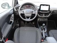 Gebraucht Ford Fiesta Titanium 125 PS (91 kW) 2022 Frostweiß Kleinwagen
