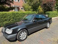 Gebraucht Mercedes E320 1995 Schwarz Cabrio