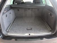 Gebraucht Skoda Superb 170 PS (125 kW) 2014 Schwarzmagic perleffekt Kombi