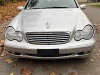 Gebraucht Mercedes C320 218 PS (160 kW) 2006 Silber Kombi