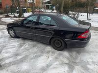 Gebraucht Mercedes C180 143 PS (105 kW) 2003 Schwarz Limousine